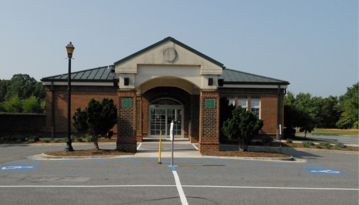 Exterior photo of Stewartsville Library